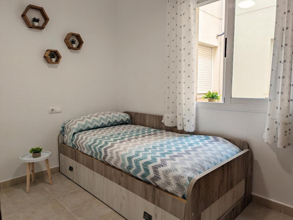 Apartamento Las Palmeras - Con Terraza, Barbacoa, Aire Acondicionado Y A 250M De La Playa! Los Alcázares Zewnętrze zdjęcie